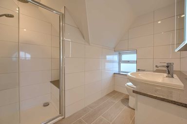 8 Les Ozouets Lodge, Les Ozouets Road, St Peter Port photo 10