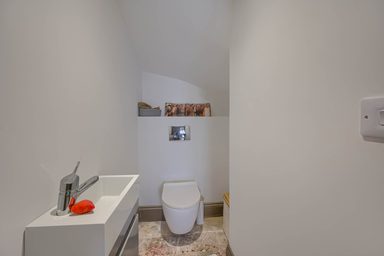 2, La Charroterie, St Peter Port photo 5