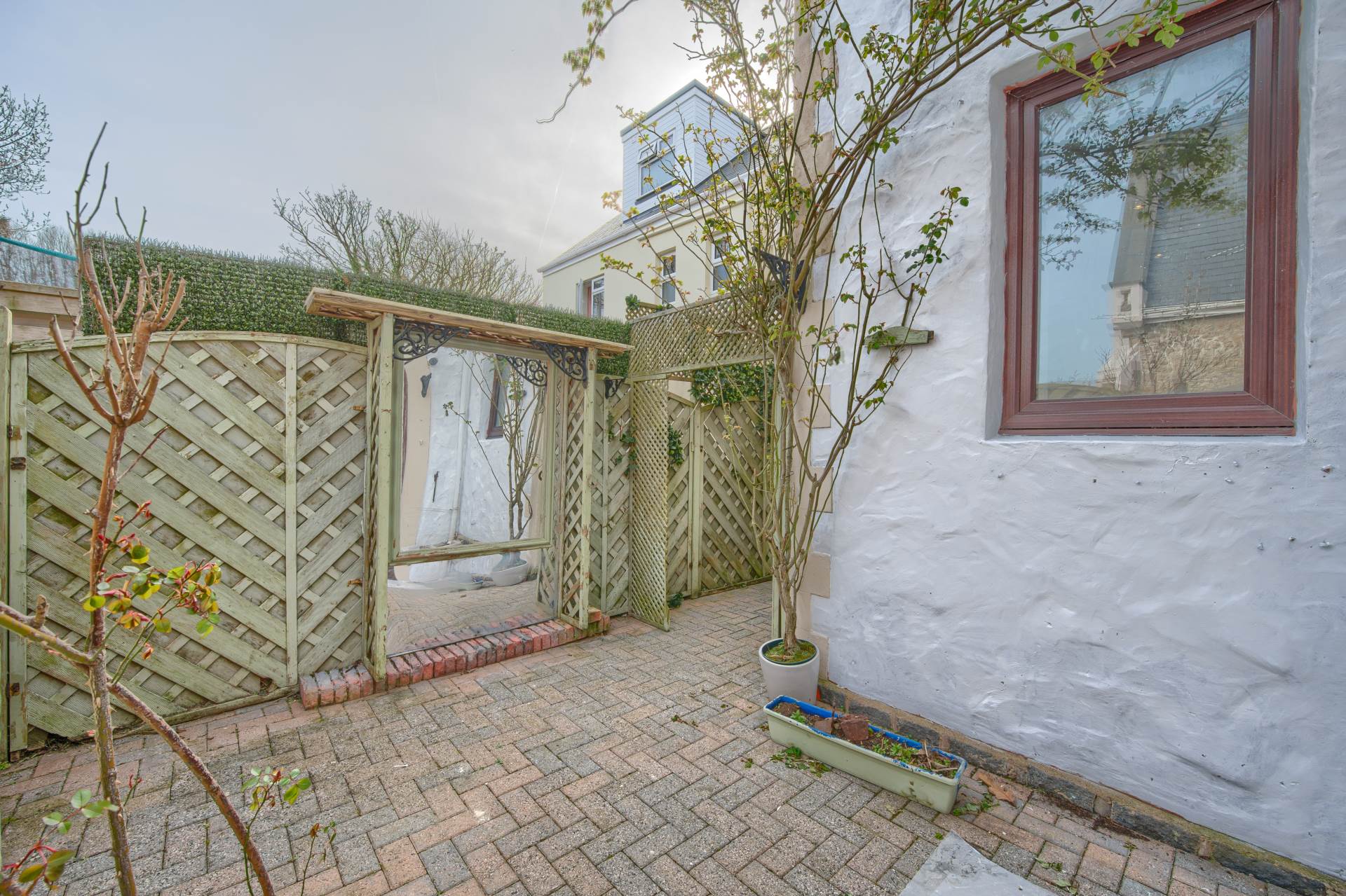 2 Les Grandes Maisons, Morley, Fort Road photo 24