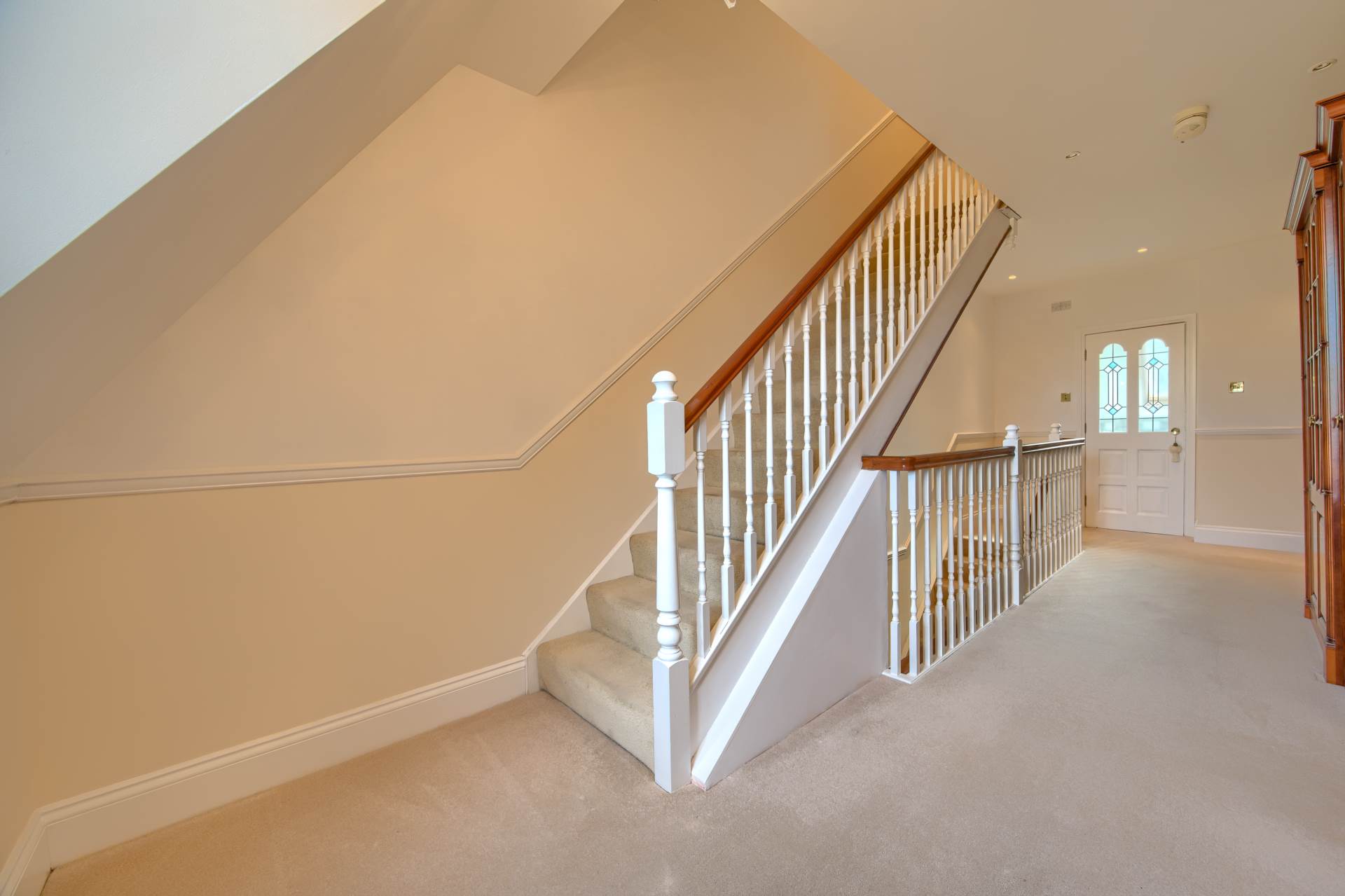 2 Les Grandes Maisons, Morley, Fort Road photo 9
