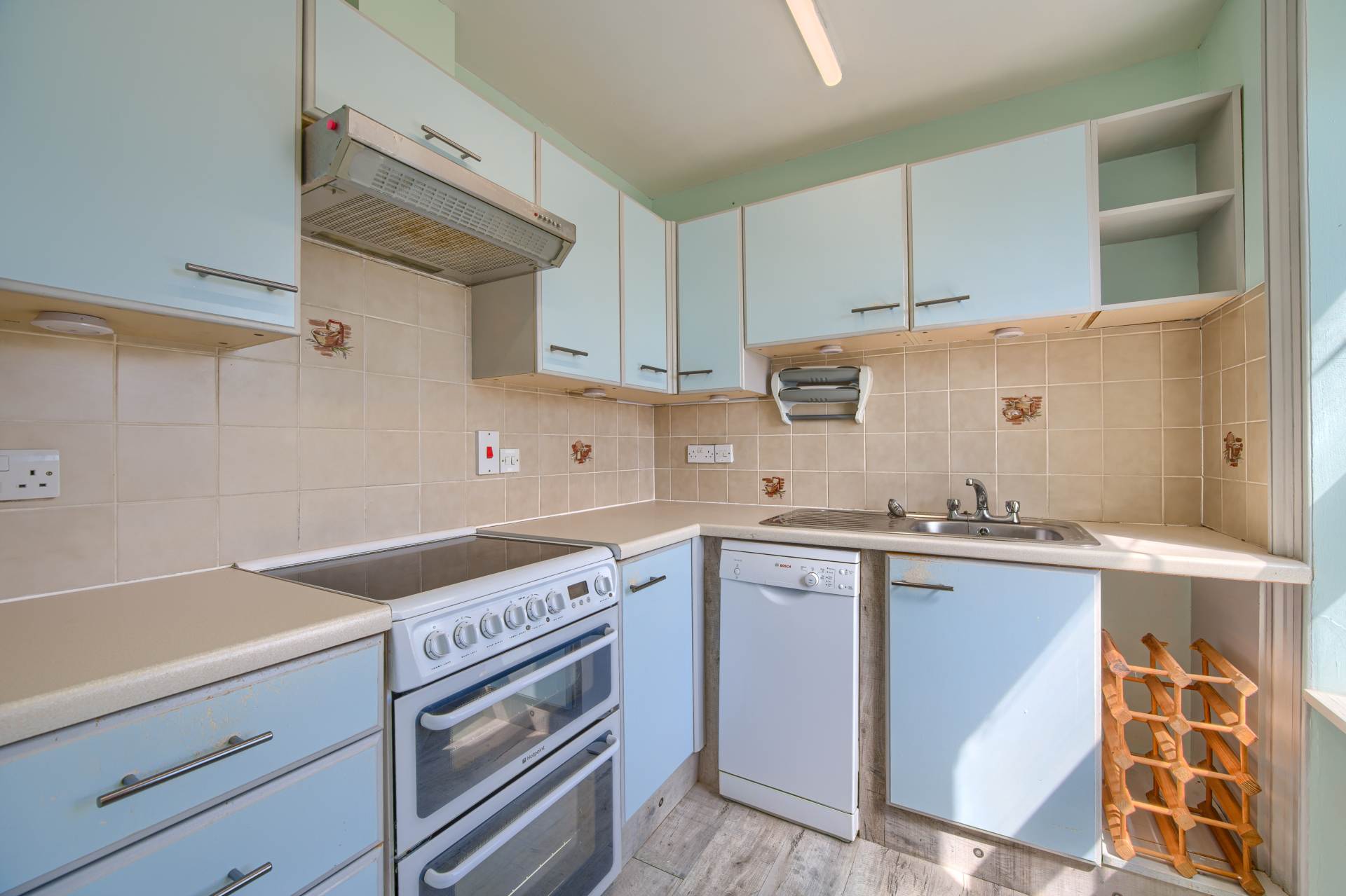 2 Le Marron Flats, Route Des Coutanchez, St Peter Port photo 7