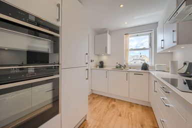Apt 8, Braye Gardens, Rue Du Tertre, Vale photo 5