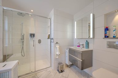 Apt 8, Braye Gardens, Rue Du Tertre, Vale photo 8