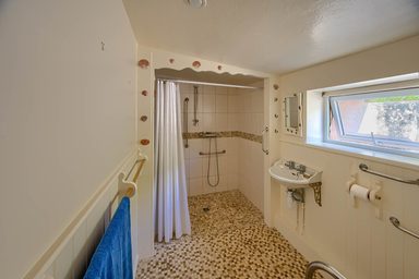 Honeysuckle Cottage, La Rue Des Villets, Forest photo 7