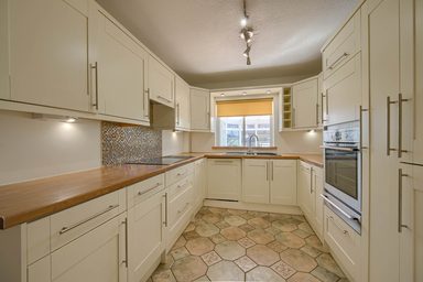 La Mer Brise, Clos Guilmine, Delancey Lane photo 6