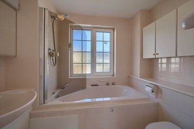 La Mer Brise, Clos Guilmine, Delancey Lane photo 10