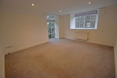 Apartment 1, Haute Chapelle, Victoria Road, St Peter Port photo 7