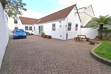 Carousel Cottage, Brock Road, St Peter Port photo 12