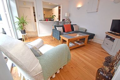 Carousel Cottage, Brock Road, St Peter Port photo 4