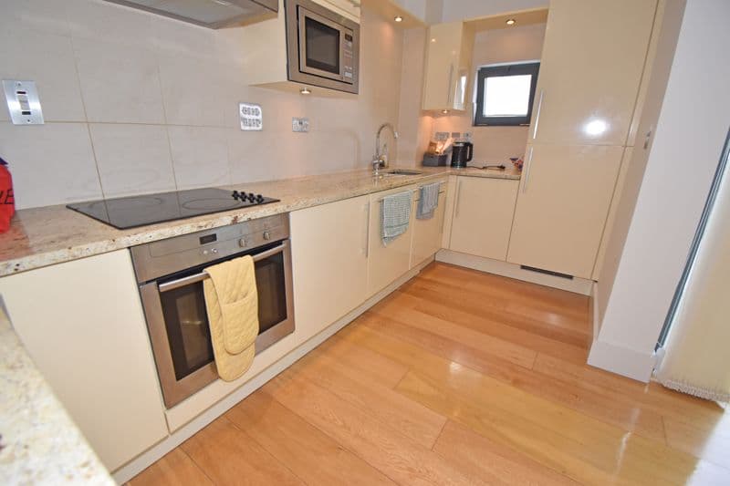 Apartment 22 Vue Du Godfrey, Rue de Vega, Elizabeth Avenue, St Peter Port photo 6