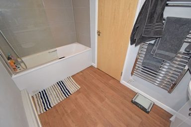 Flat 1, Maison De Launay, Houmet Lane, Vale, Guernsey photo 10