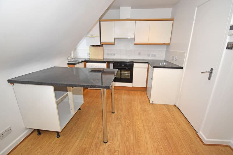 6 Millmount, La Charroterie, St Peter Port photo 4