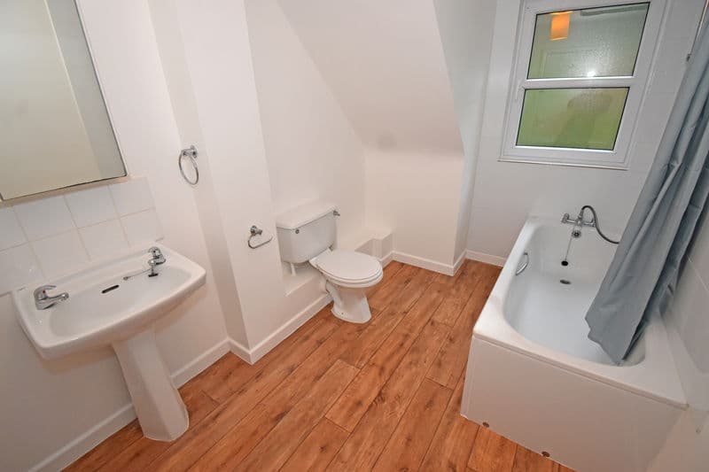 6 Millmount, La Charroterie, St Peter Port photo 10