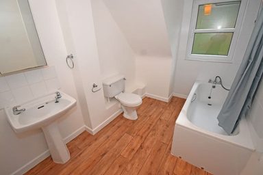 6 Millmount, La Charroterie, St Peter Port photo 10
