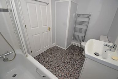 Flat 5, Ringwood, St John's Road, St Peter Port photo 9