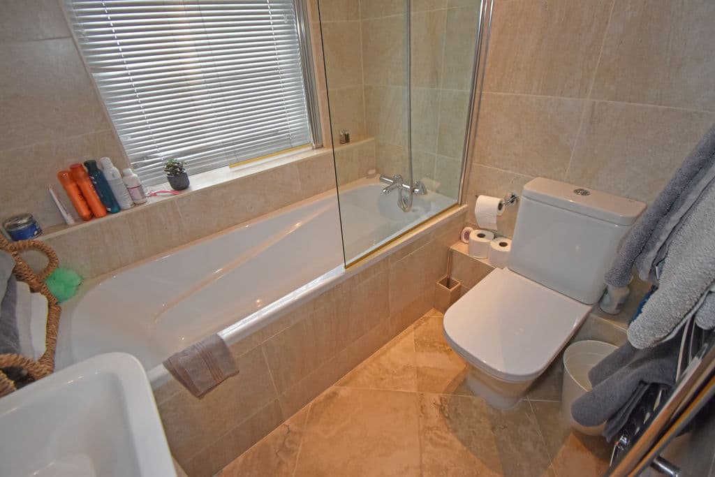 Holly House, Upper St Jacques, St Peter Port photo 10