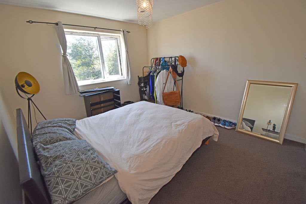Flat 8, Rozel Court, Rozel Road, St Peter Port photo 2