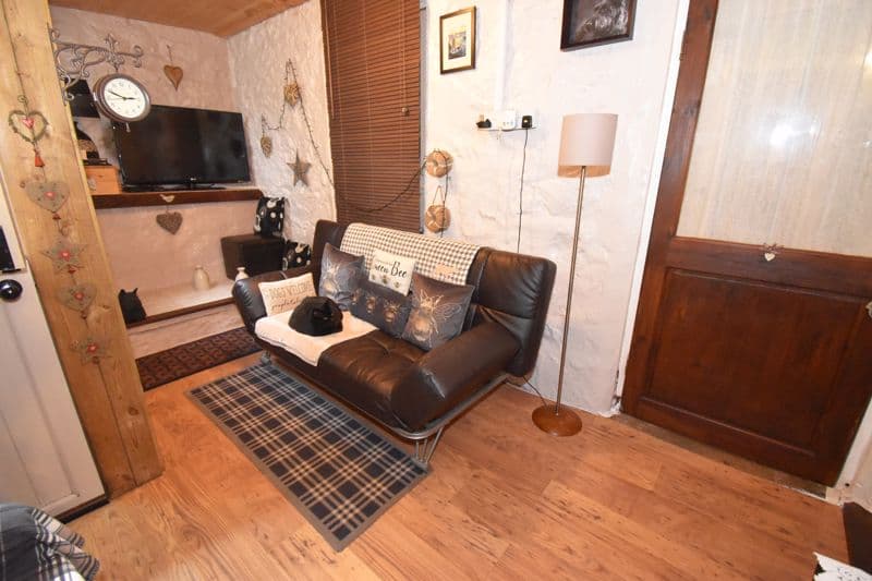 8 Paris Street, St Peter Port photo 5