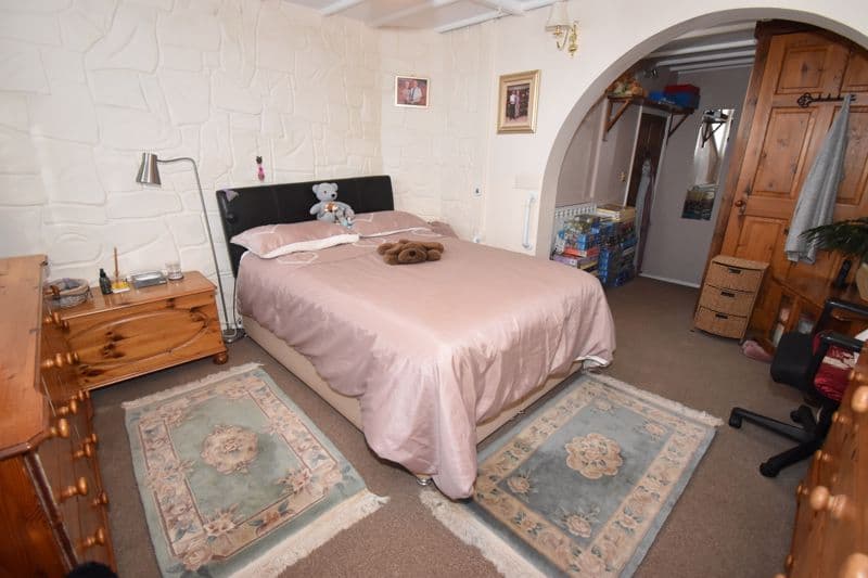 8 Paris Street, St Peter Port photo 19