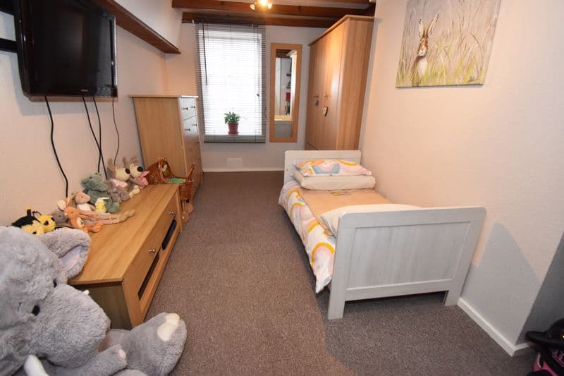 8 Paris Street, St Peter Port photo 9