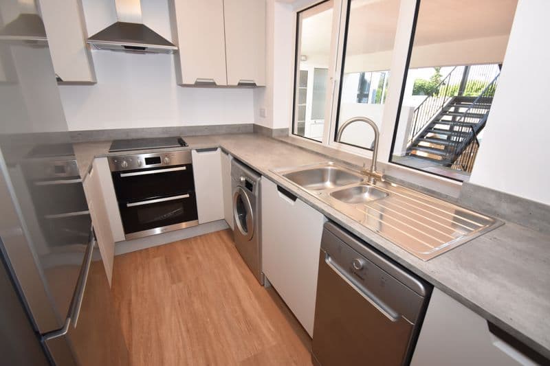 Flat 4, Mont Clare, Sohier Road, Vale photo 4
