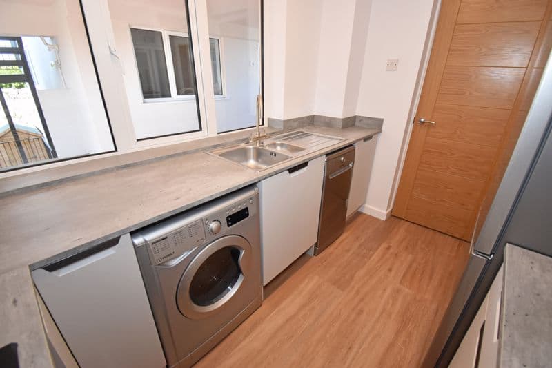 Flat 4, Mont Clare, Sohier Road, Vale photo 5