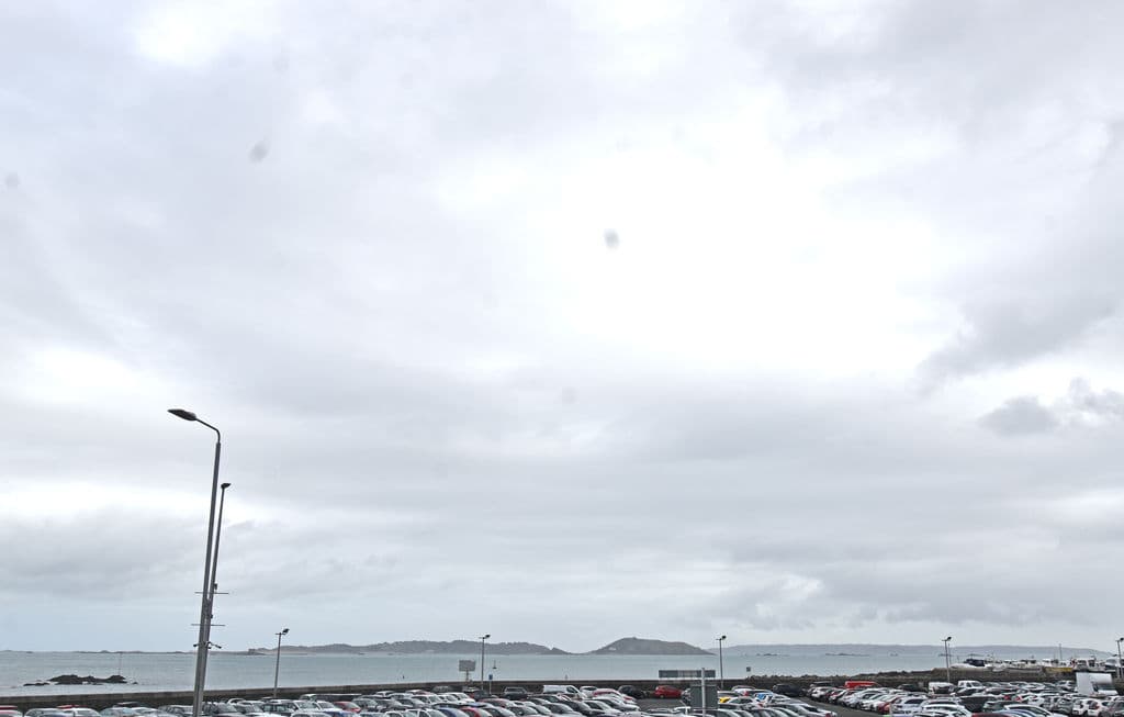 49 Glategny Esplanade, St Peter Port photo 2