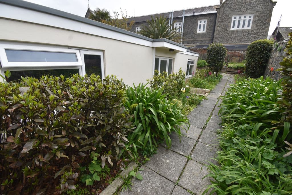 Les Montagues, Candie Road, St Peter Port photo 20
