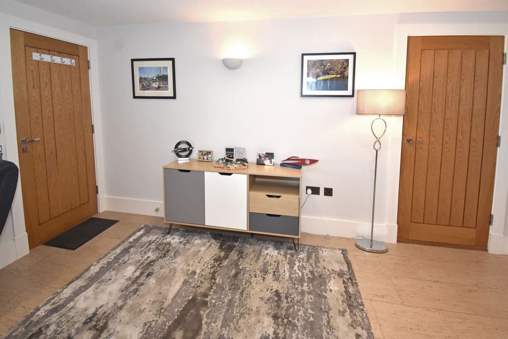 Apt 2, La Salerie Inn, Glategny Esplanade photo 3