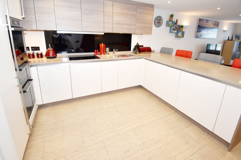 Apt 2, La Salerie Inn, Glategny Esplanade photo 1