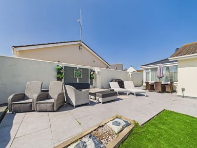 Serendipity, Holly Drive photo 19