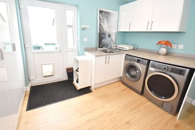 Serendipity, Holly Drive photo 15
