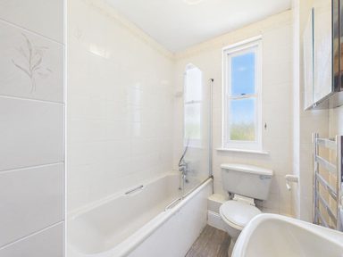 Faonds-Bas, La Grande Maison Road, Vale photo 10
