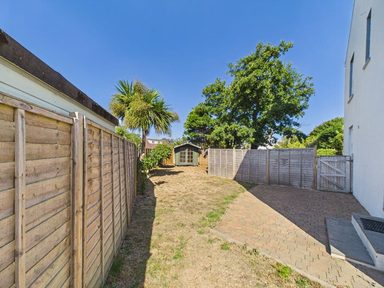 Faonds-Bas, La Grande Maison Road, Vale photo 16