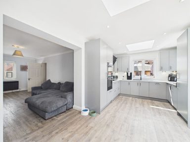 Les Rosiers, 5 Courtil Des Charmes, Les Grands Marais, Guernsey photo 2