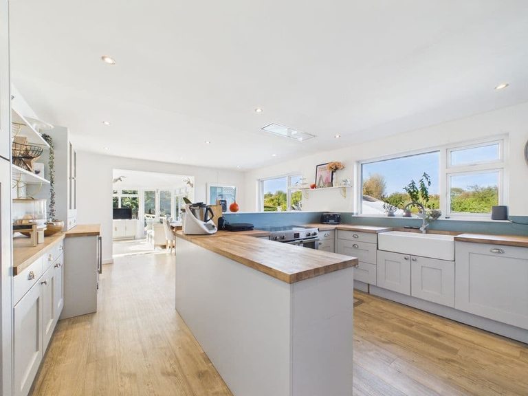 Clifton Cottage, Les Grands Marais, Vale - photo 2 of 18