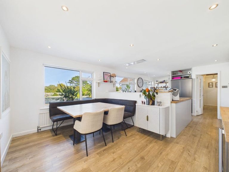 Clifton Cottage, Les Grands Marais, Vale - photo 4 of 18