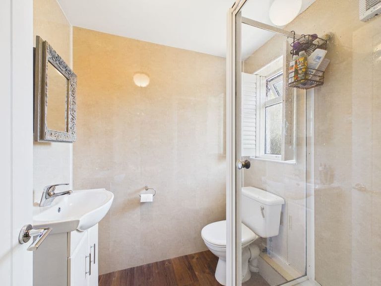 Clifton Cottage, Les Grands Marais, Vale - photo 10 of 18