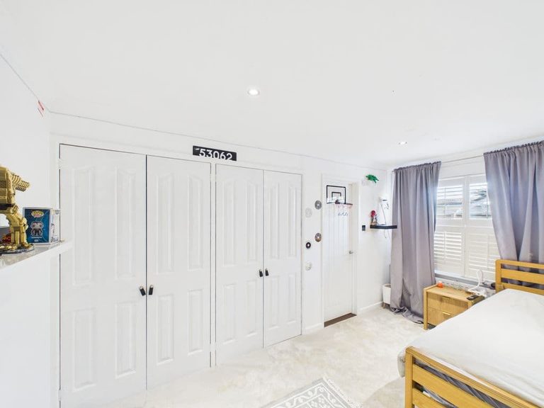Clifton Cottage, Les Grands Marais, Vale - photo 9 of 18