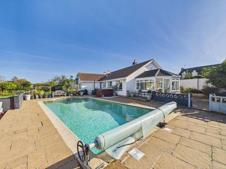 Clifton Cottage, Les Grands Marais, Vale - photo 12 of 18