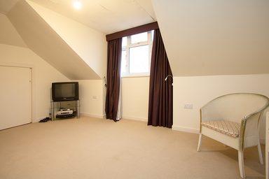 Crossways photo 5