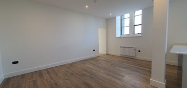 Apartment 6, Ebenezer Church photo 2