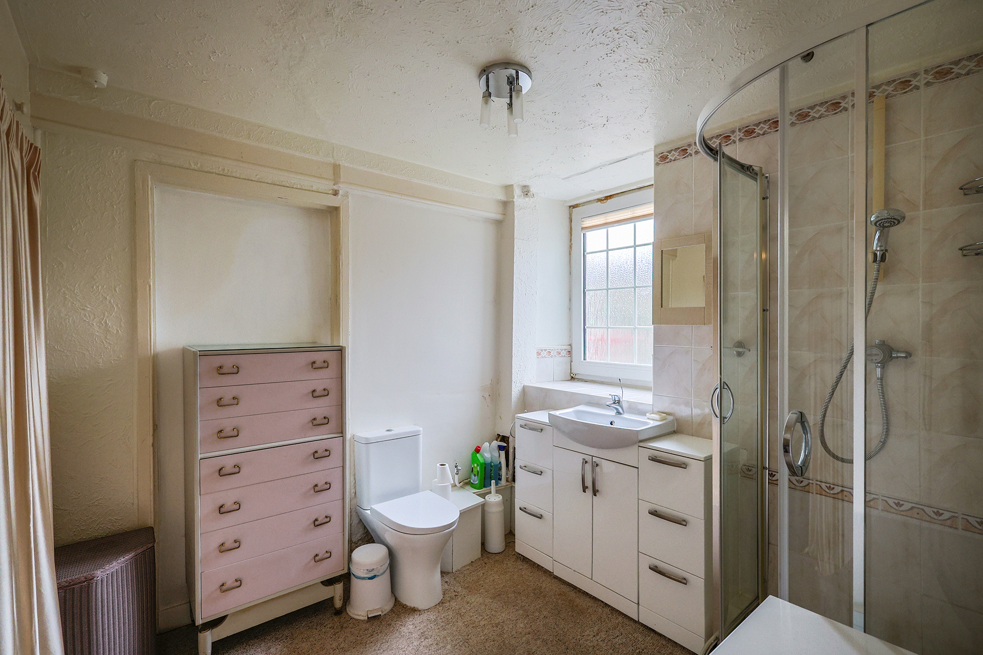 Figures Barn photo 7