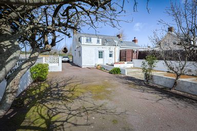 2 Kinross Cottages photo 17