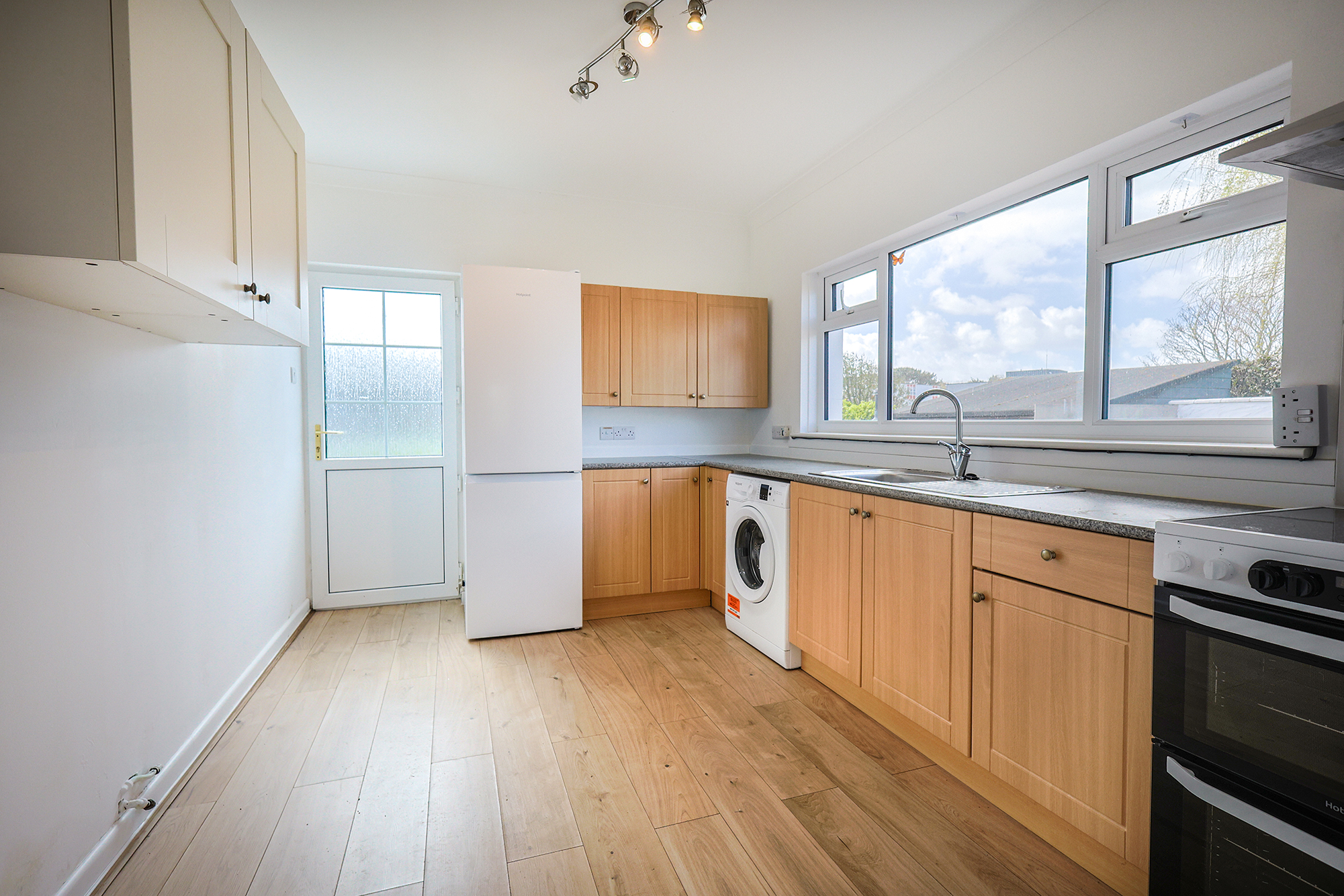 2 Kinross Cottages photo 5
