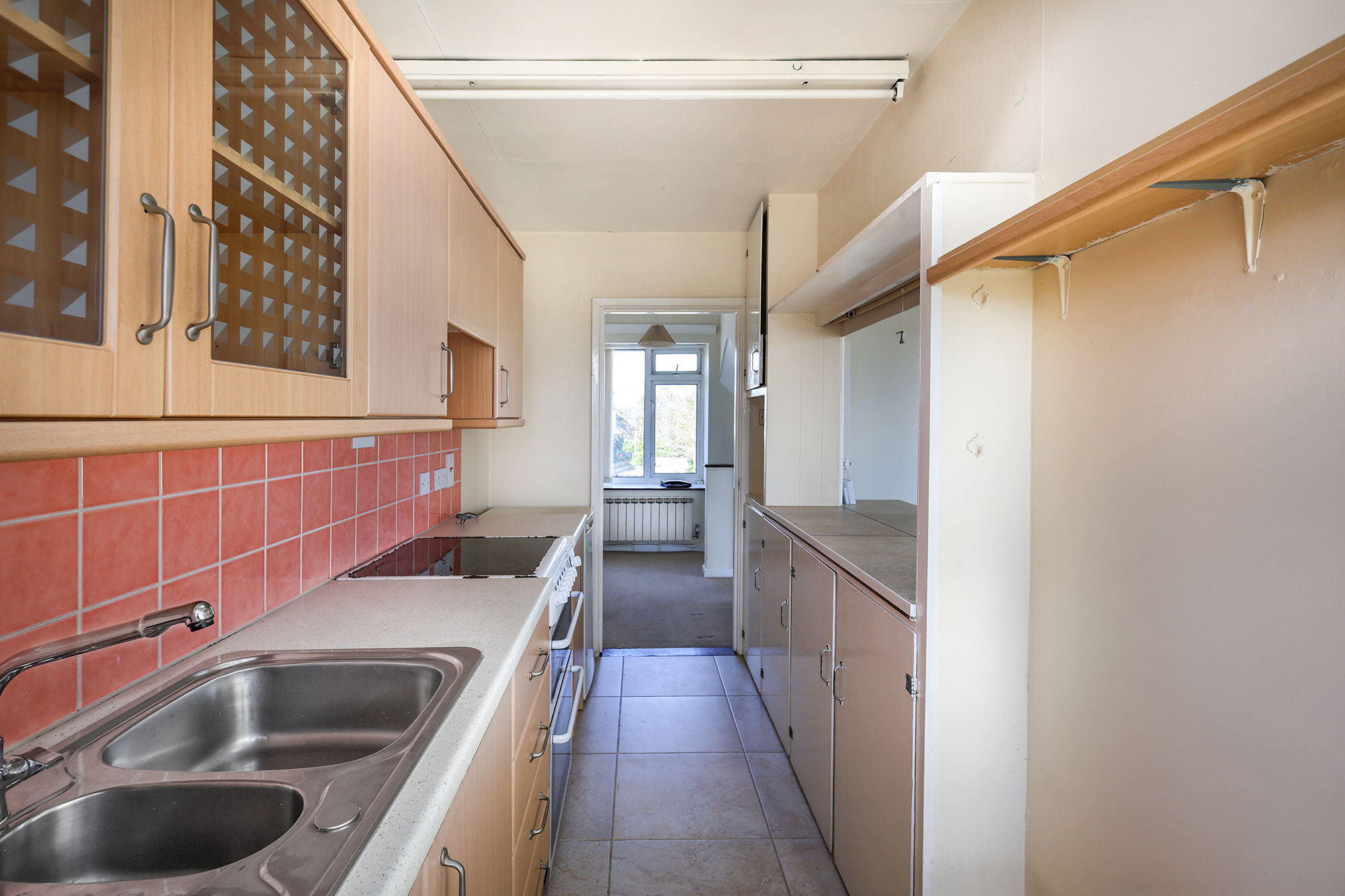 Mountfield Court, First Floor Apartment photo 6