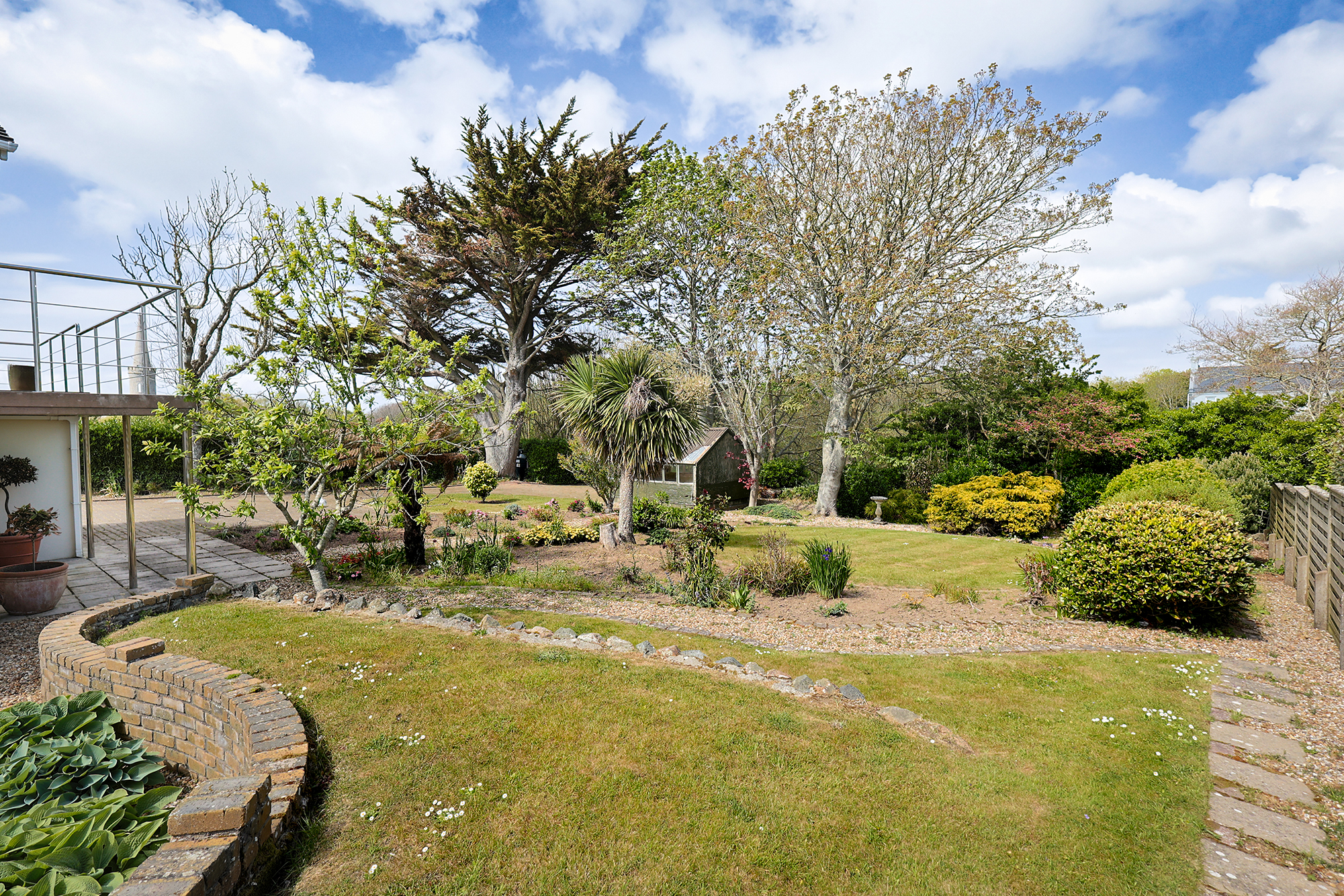 Leaf House photo 25