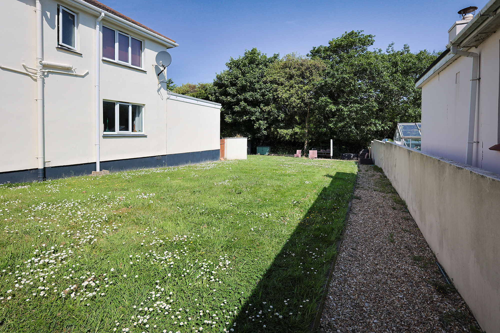 7, Les Caches Court photo 10