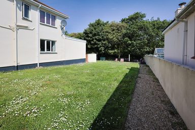 7, Les Caches Court photo 10