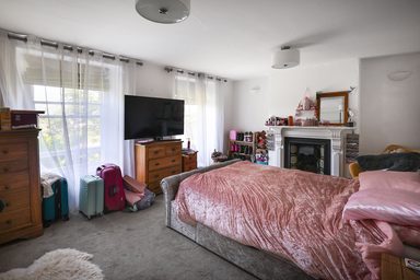 Holly Lodge photo 6